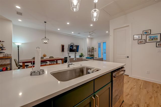 8911 Knoll Villas Street, Houston, TX 77080