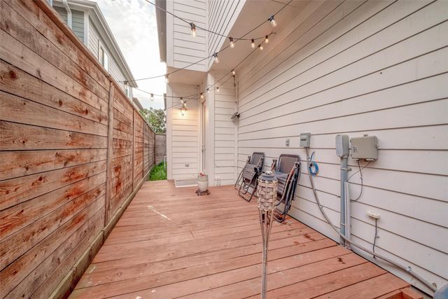 8911 Knoll Villas Street, Houston, TX 77080