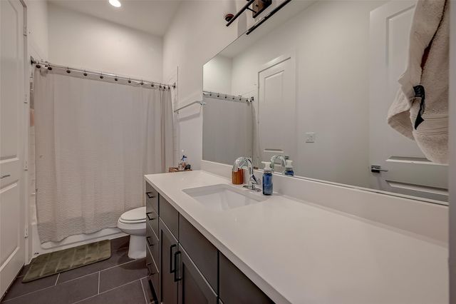 8911 Knoll Villas Street, Houston, TX 77080