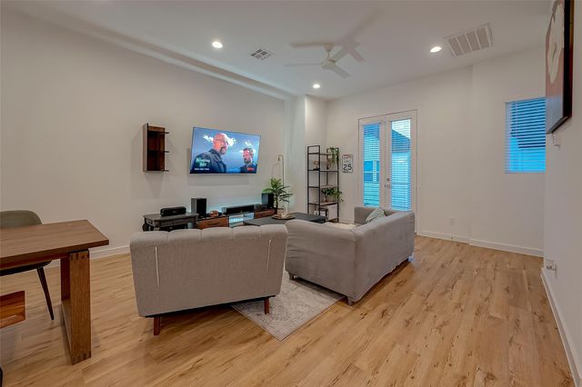 8911 Knoll Villas Street, Houston, TX 77080