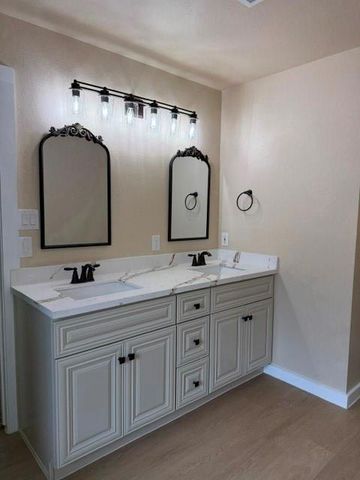 6426 Bowtrail, Houston, TX 77084