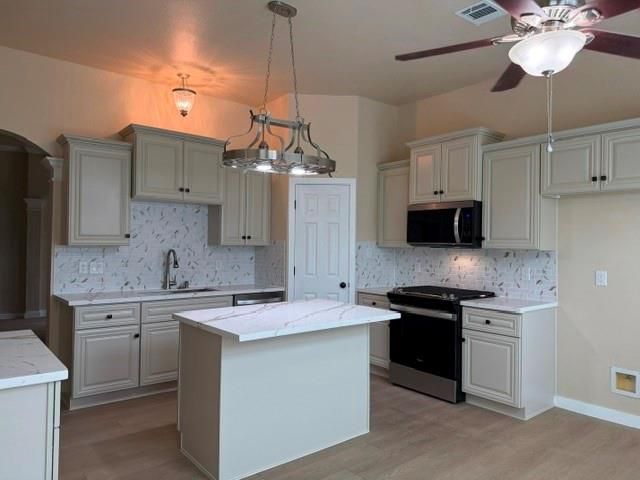 6426 Bowtrail, Houston, TX 77084