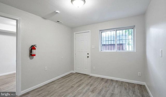 1124 LAKE SHORE, Camden, NJ 08104