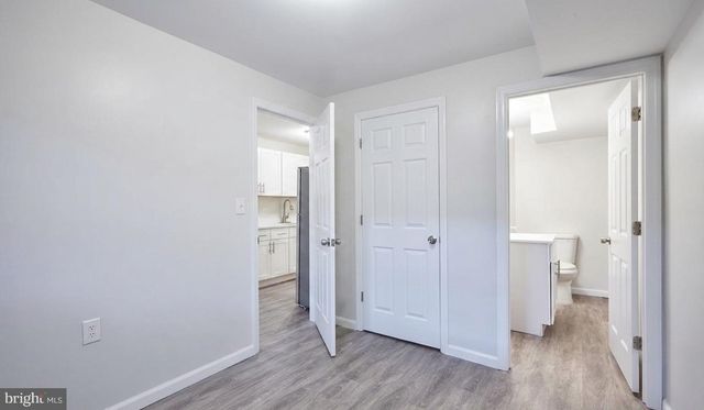 1124 LAKE SHORE, Camden, NJ 08104