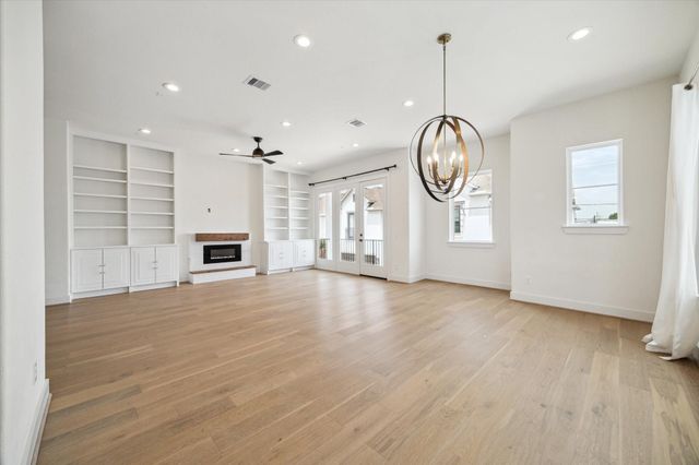 1747 Ojeman Spring Lane, Houston, TX 77055