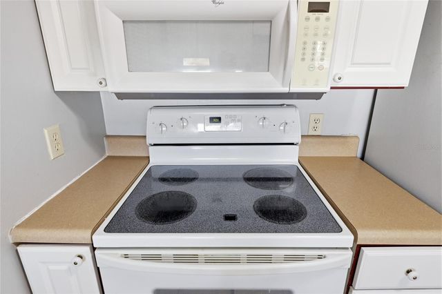 6400 NW 106TH PLACE 21, Alachua, FL 32615