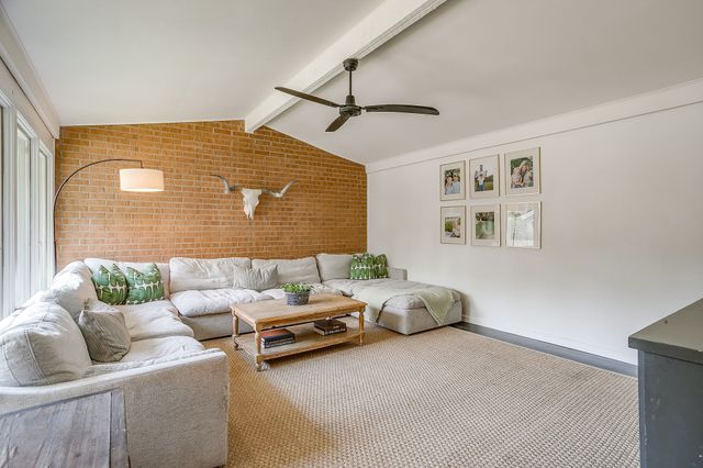 4325 Elmwood Drive, Benbrook, TX 76116
