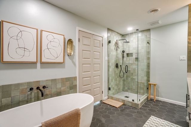 4325 Elmwood Drive, Benbrook, TX 76116