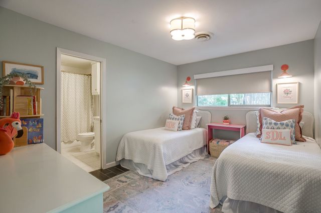 4325 Elmwood Drive, Benbrook, TX 76116