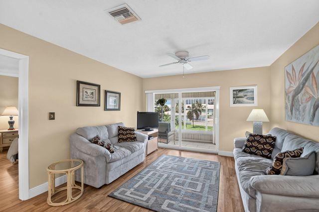 5510 N OCEAN N 207, Ocean Ridge, FL 33435