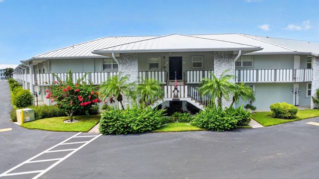 5510 N OCEAN N 207, Ocean Ridge, FL 33435