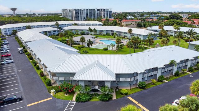 5510 N OCEAN N 207, Ocean Ridge, FL 33435