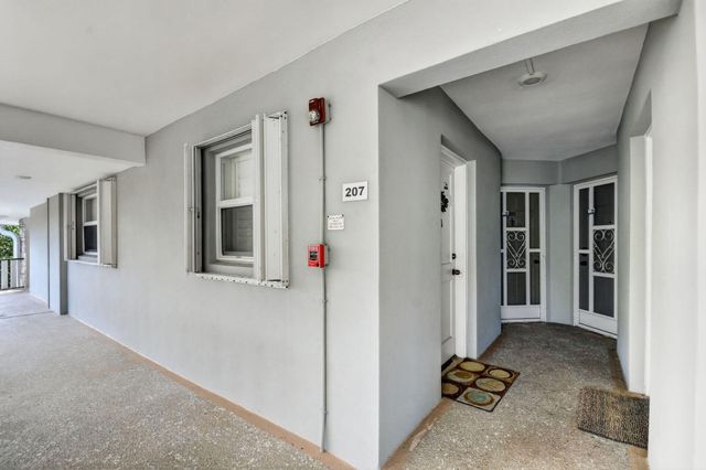 5510 N OCEAN N 207, Ocean Ridge, FL 33435