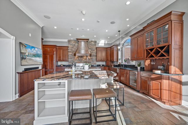 13738 LAKESIDE DR, Clarksville, MD 21029