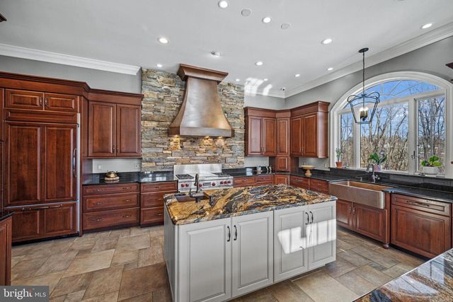 13738 LAKESIDE DR, Clarksville, MD 21029