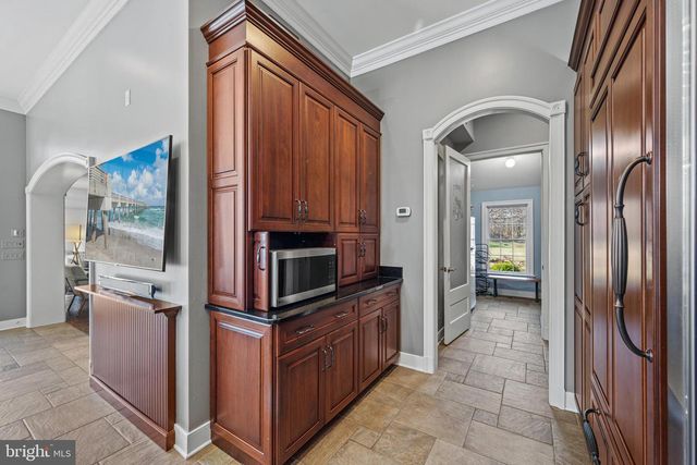 13738 LAKESIDE DR, Clarksville, MD 21029