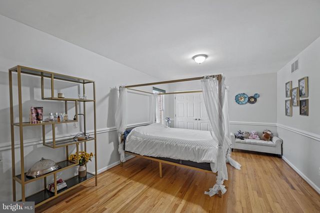 13738 LAKESIDE DR, Clarksville, MD 21029