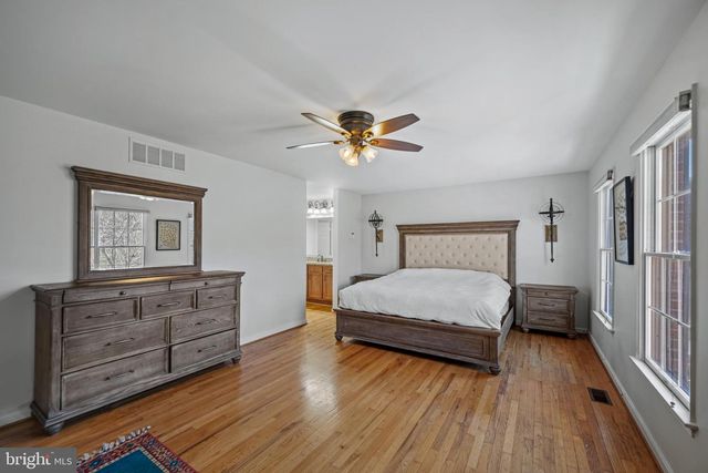 13738 LAKESIDE DR, Clarksville, MD 21029