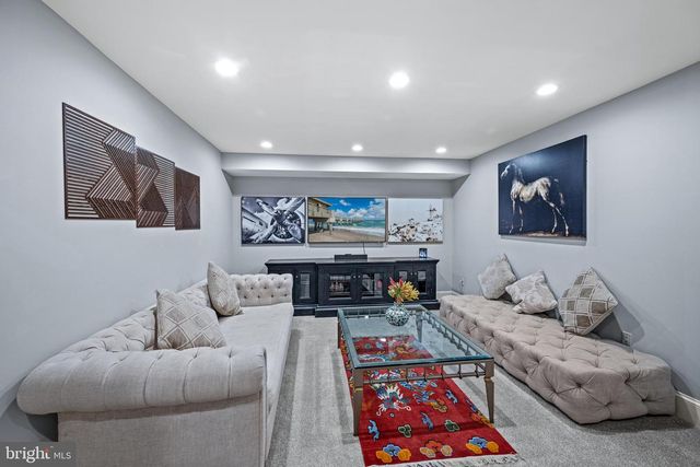 13738 LAKESIDE DR, Clarksville, MD 21029