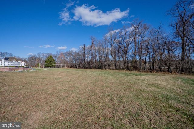 13738 LAKESIDE DR, Clarksville, MD 21029