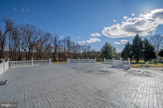 13738 LAKESIDE DR, Clarksville, MD 21029