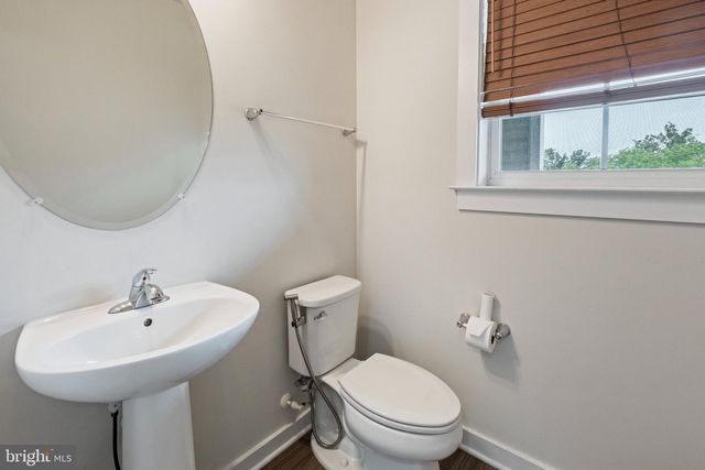 24067 GUMSPRING KILN TER, Sterling, VA 20166