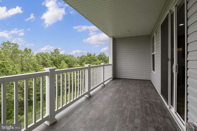 24067 GUMSPRING KILN TER, Sterling, VA 20166