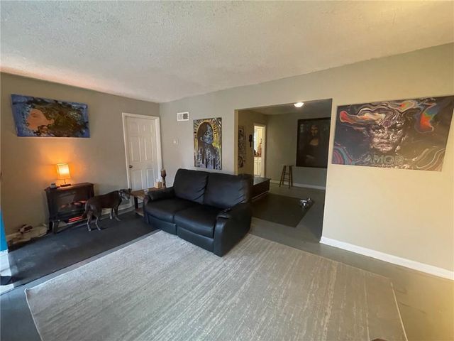 7905 Brooklyn Avenue, Kansas City, MO 64132