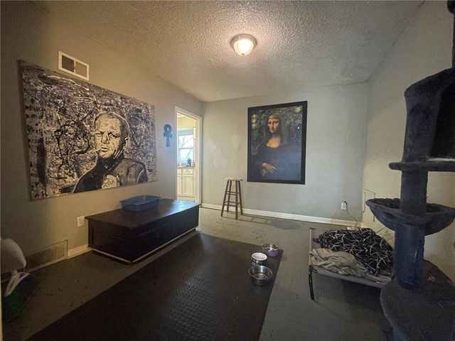 7905 Brooklyn Avenue, Kansas City, MO 64132