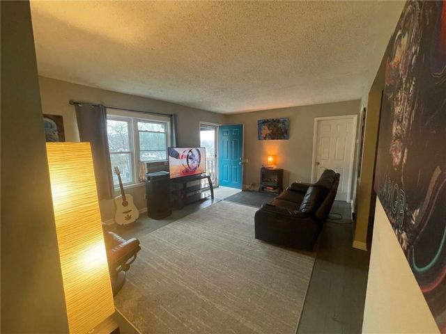 7905 Brooklyn Avenue, Kansas City, MO 64132