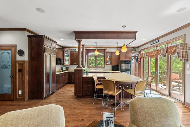 1595 River Shore Drive, Hastings, MN 55033