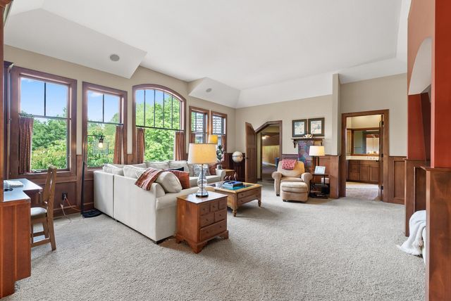 1595 River Shore Drive, Hastings, MN 55033