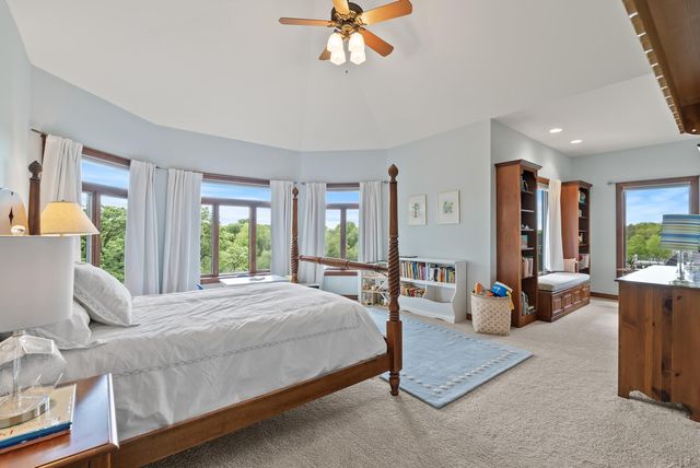 1595 River Shore Drive, Hastings, MN 55033