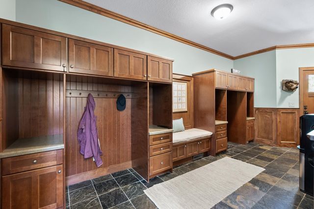 1595 River Shore Drive, Hastings, MN 55033