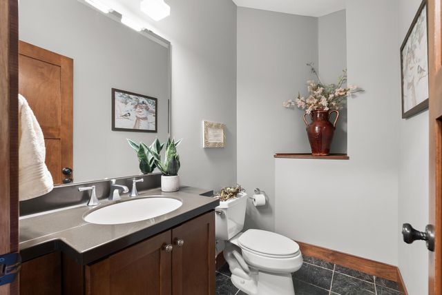 1595 River Shore Drive, Hastings, MN 55033