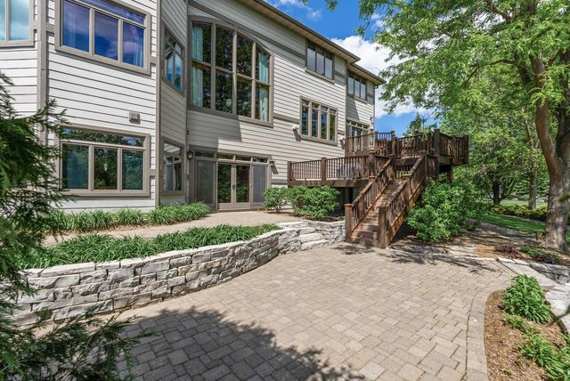 1595 River Shore Drive, Hastings, MN 55033