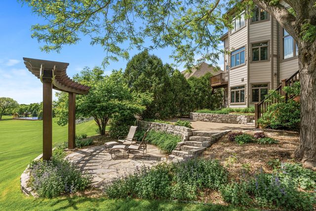 1595 River Shore Drive, Hastings, MN 55033