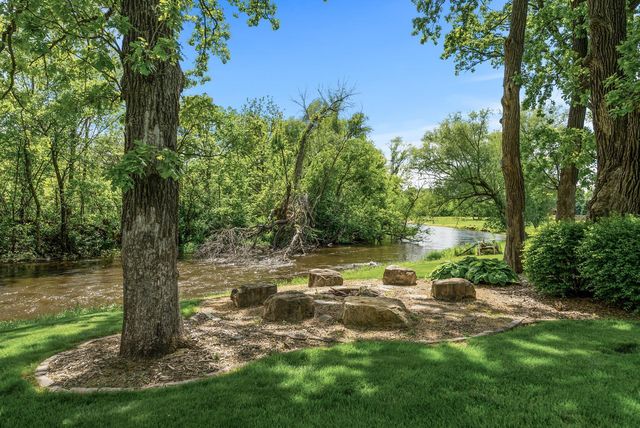 1595 River Shore Drive, Hastings, MN 55033