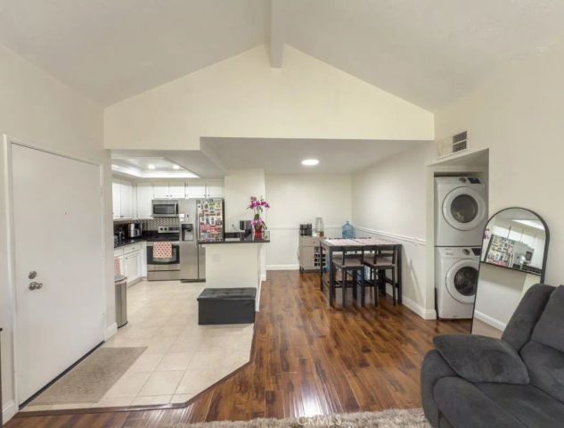 22725 Lakeway 396, Diamond Bar, CA 91765