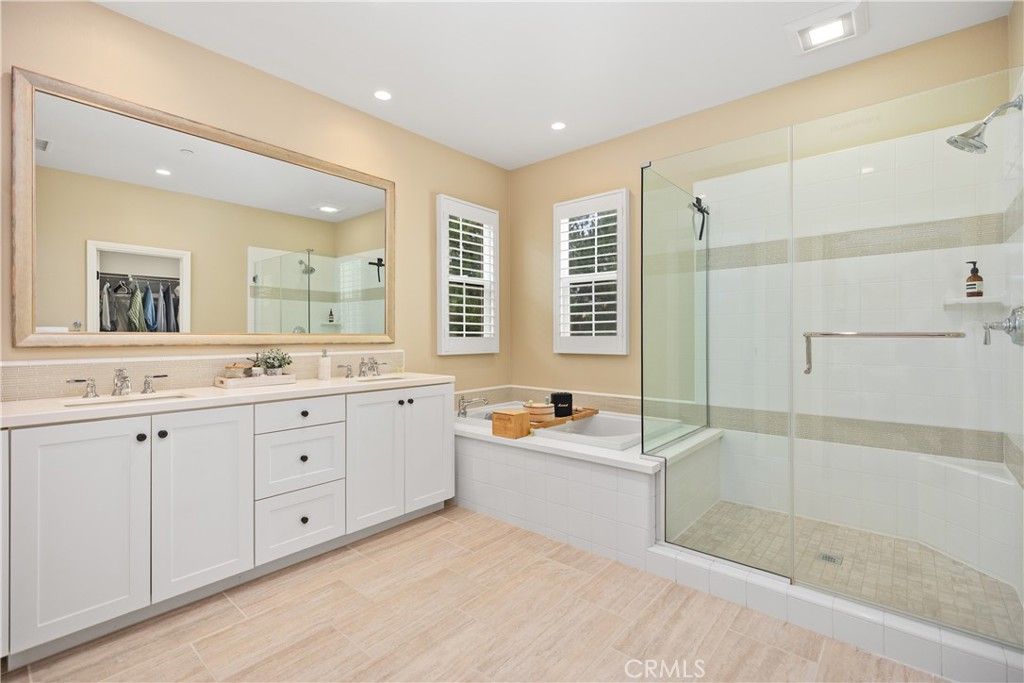 Image 21 of property listing at 105 Yuba, Irvine, CA 92620