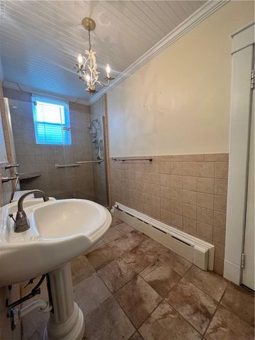 403 W 4th AVE, Franklin, VA 23851