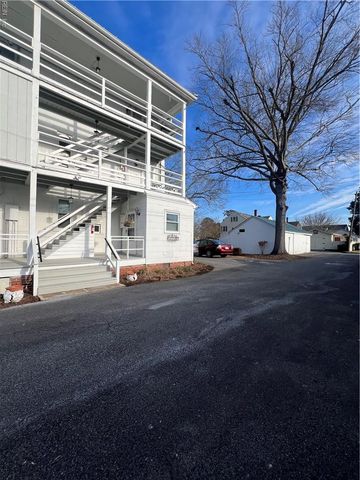 403 W 4th AVE, Franklin, VA 23851