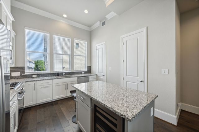 2268 Alterbrook Lane, Dallas, TX 75219