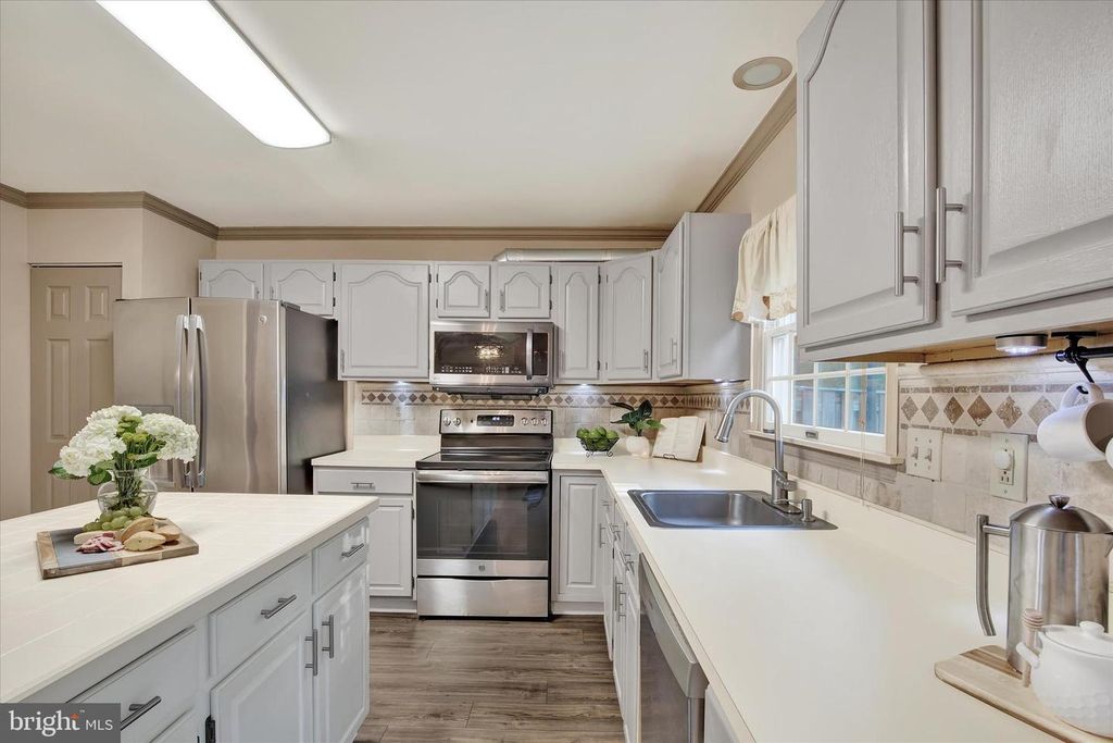 Image 12 of property listing at 919 BUCKLAND PL, Bel Air, MD 21014