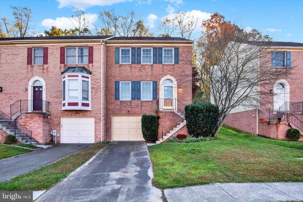 Image 2 of property listing at 919 BUCKLAND PL, Bel Air, MD 21014