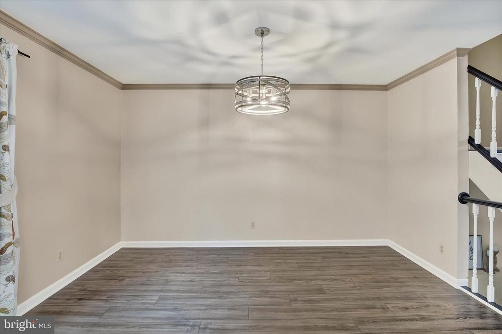 Image 8 of property listing at 919 BUCKLAND PL, Bel Air, MD 21014