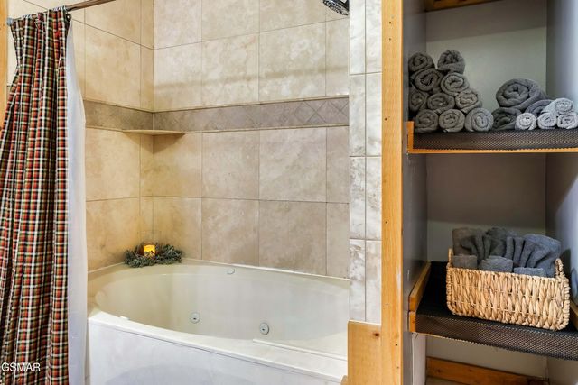 2126 Cub Circle, Sevierville, TN 37862