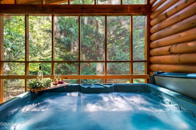 2126 Cub Circle, Sevierville, TN 37862