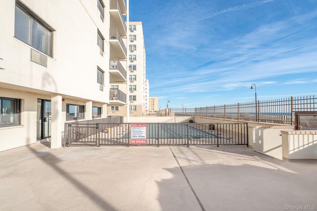 420 Shore Road 4C, Long Beach, NY 11561