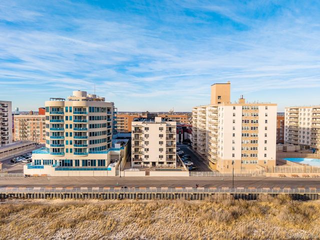 420 Shore Road 4C, Long Beach, NY 11561